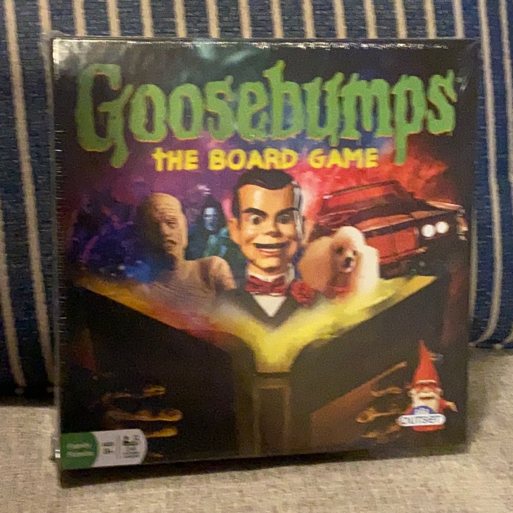 NEW! Sealed Halloween Trick or Treat! Spooky Fun! Goosebumps Books Board Game